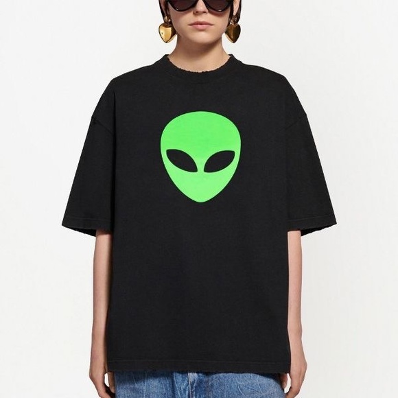 EUC Men’s Medium/Women’ Large Balenciaga Oversized Alien Crewneck Tee In Black - Picture 4 of 13
